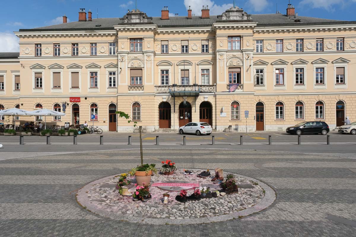 Gorizia,,Italy,-,May,25,,2021:,Piazza,Della,Transalpina.,Reopening