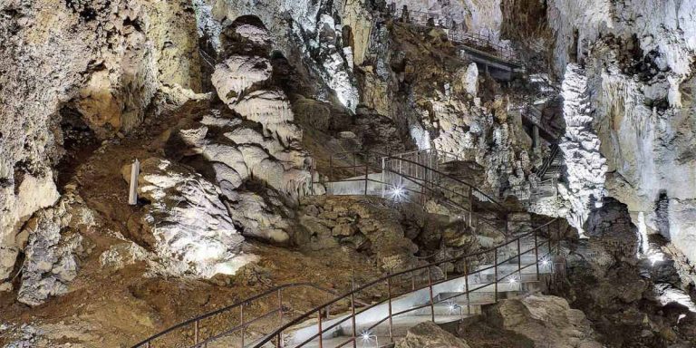 Grotta Gigante sito ufficiale Giorgio_Perich_sentiero_ruggero_1280x640