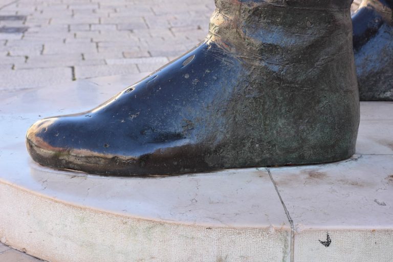 Italy, Puglia, The Colossus of Barletta, better known as Eraclio is a giant statue of bronze, 4.50 m high, dating back to the fifth century. Detail of the feet