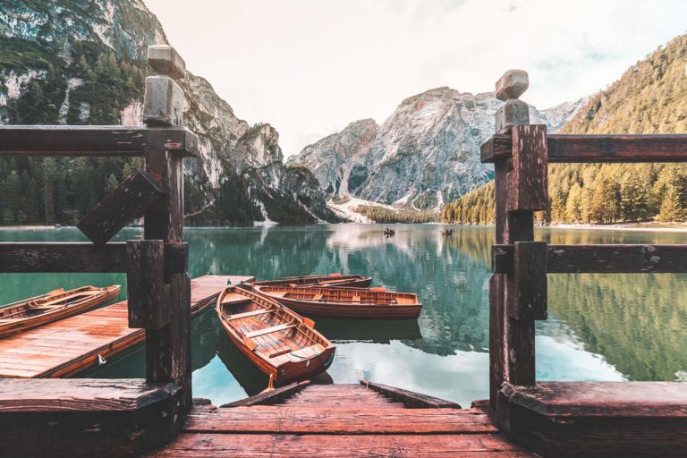 famous-lago-di-braies-pragser-wildsee-in-italy-picjumbo-com