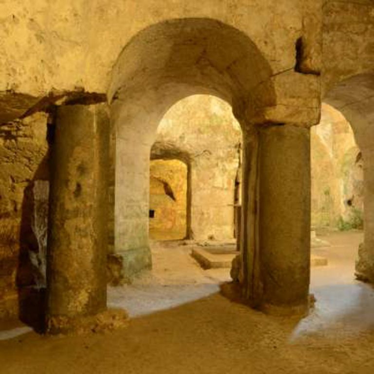 עותק של SiciliA Siracusa Catacombe san Giovanni cripta-di-san-marciano-2piccola-400x400