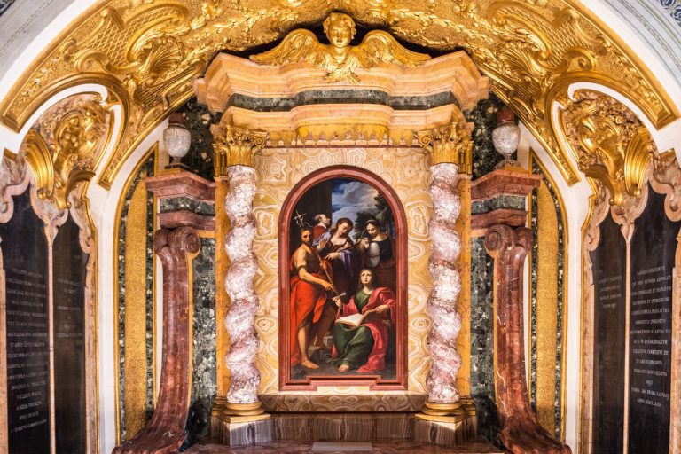 Cappella-San-Brizio-Orvieto-shutterstock_1882141603