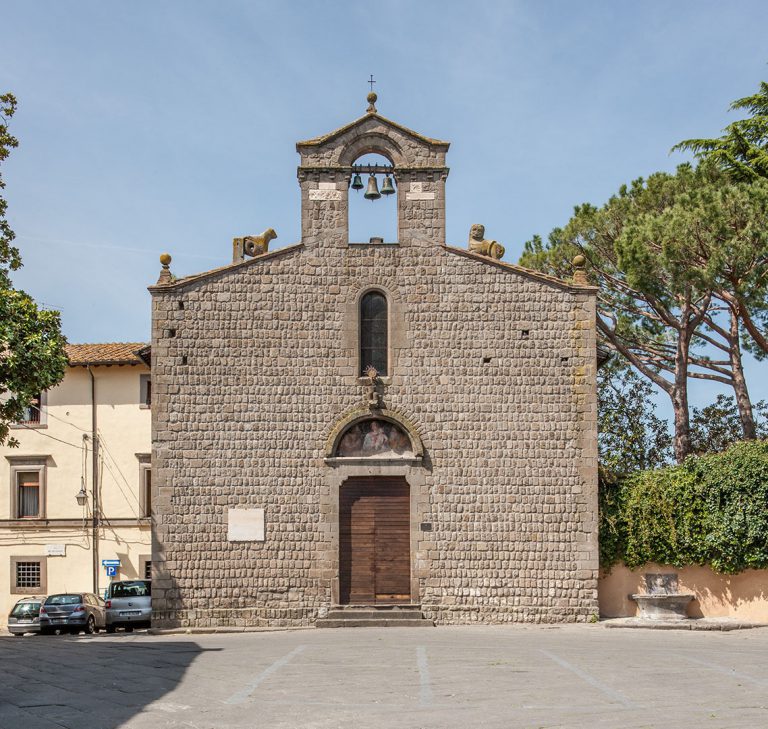 המנזר של סנטה רוזה וכנסיית סן סילבסטרו