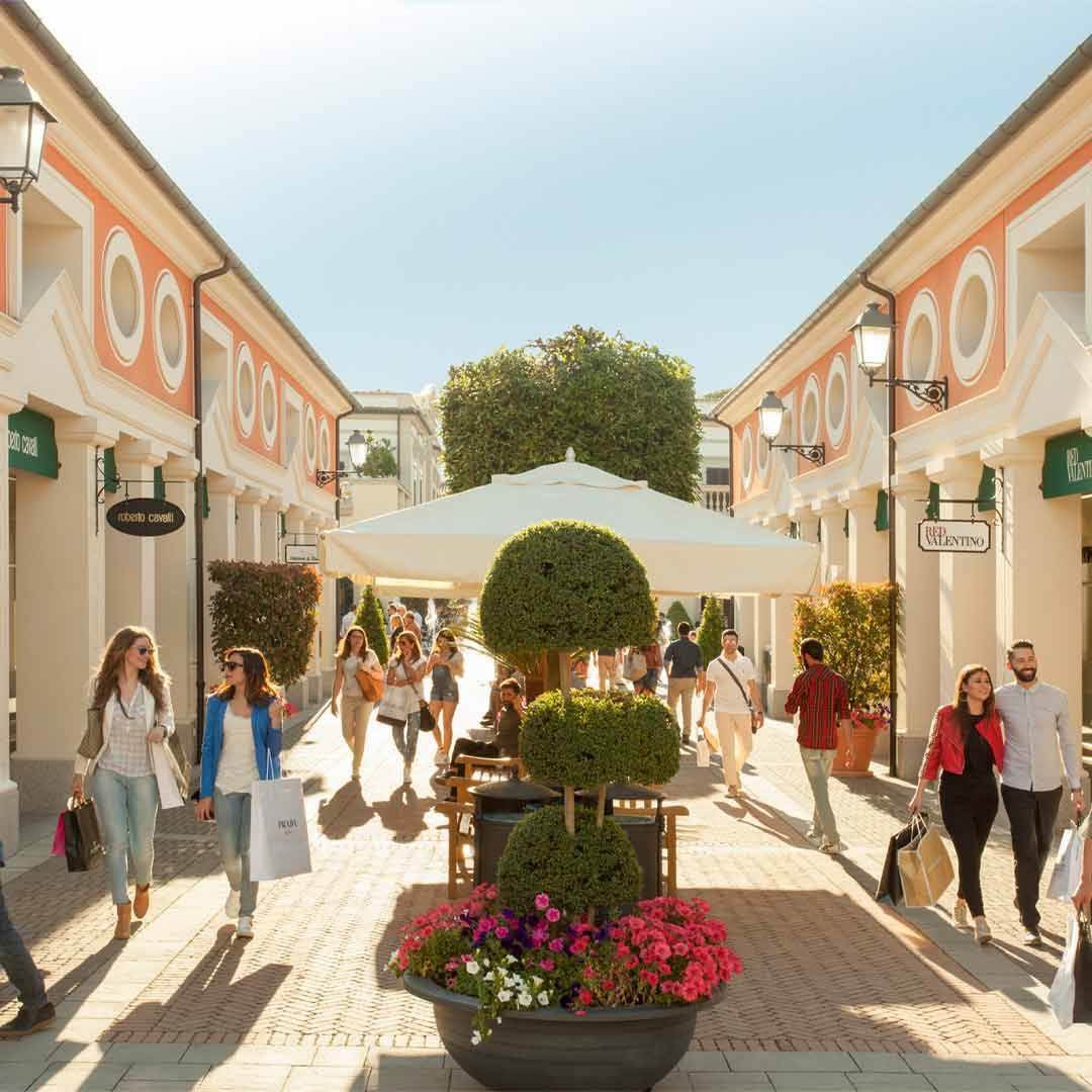 La Reggia Designer Outlet dream your Italy