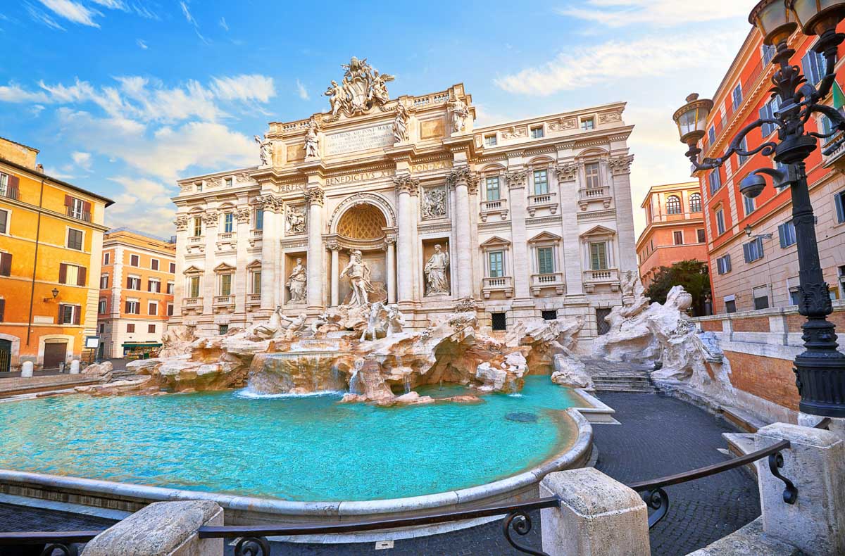 Rome-Fontana-Trevi-shutterstock_1373532875