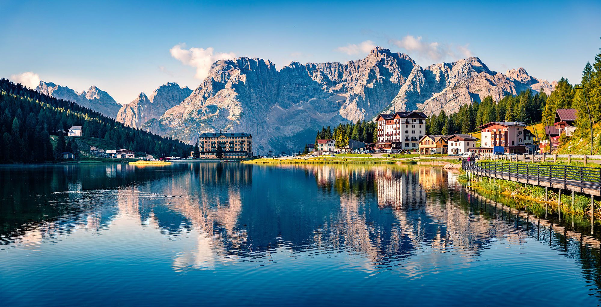 Panoramic,Morning,View,Of,Misurina,Village,,National,Park,Tre,Cime