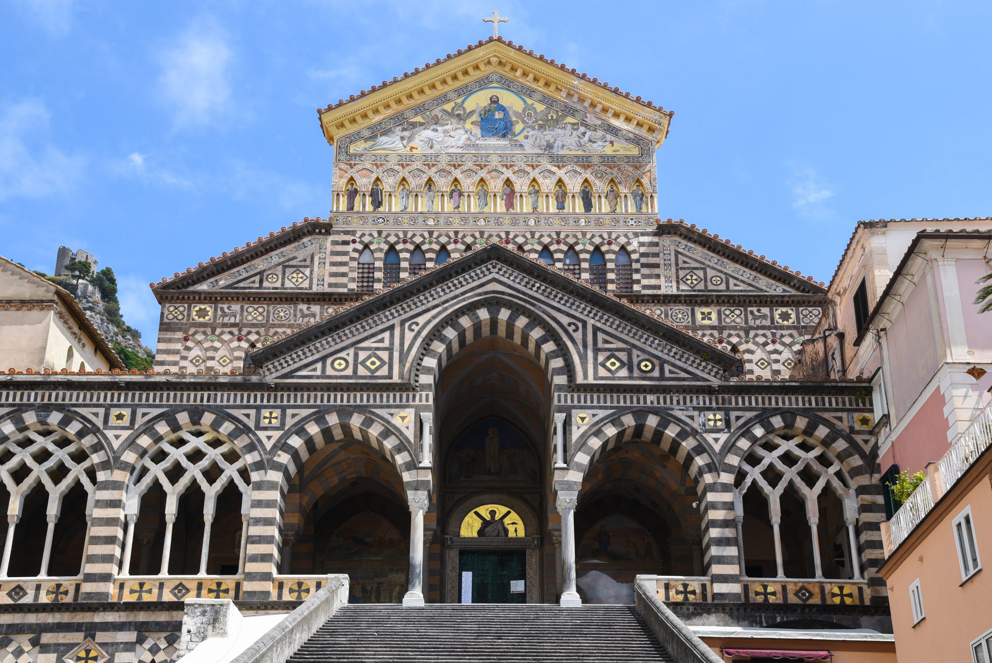 Front,Entrance,And,Steps,Of,Amalfi,Cathedral,,Italian,Coast