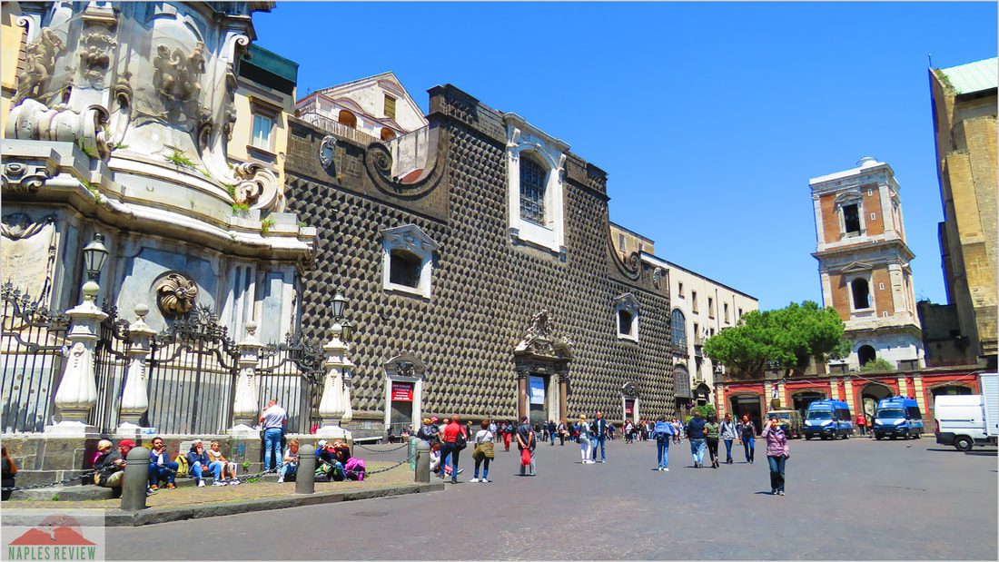 piazza-del-ges-nuovo-naples-5_orig