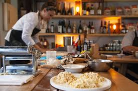 Temple Rome Cooking Class Rome: Cooking Class with Wine - Dream Your Italy