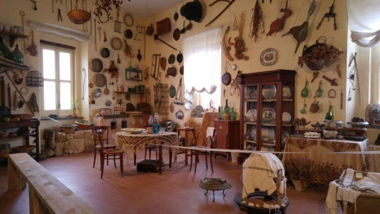 Campania-procida-la-casa-di-Graziella-1497545419casadigraziella.jpg