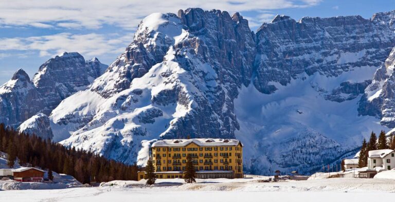 LAGO-MISURINA-DOLOMITI.jpg