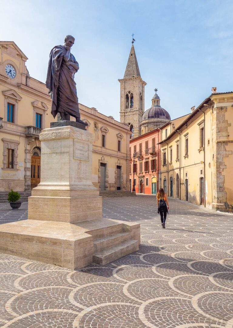 Sulmona-shutterstock_1545395915.jpg